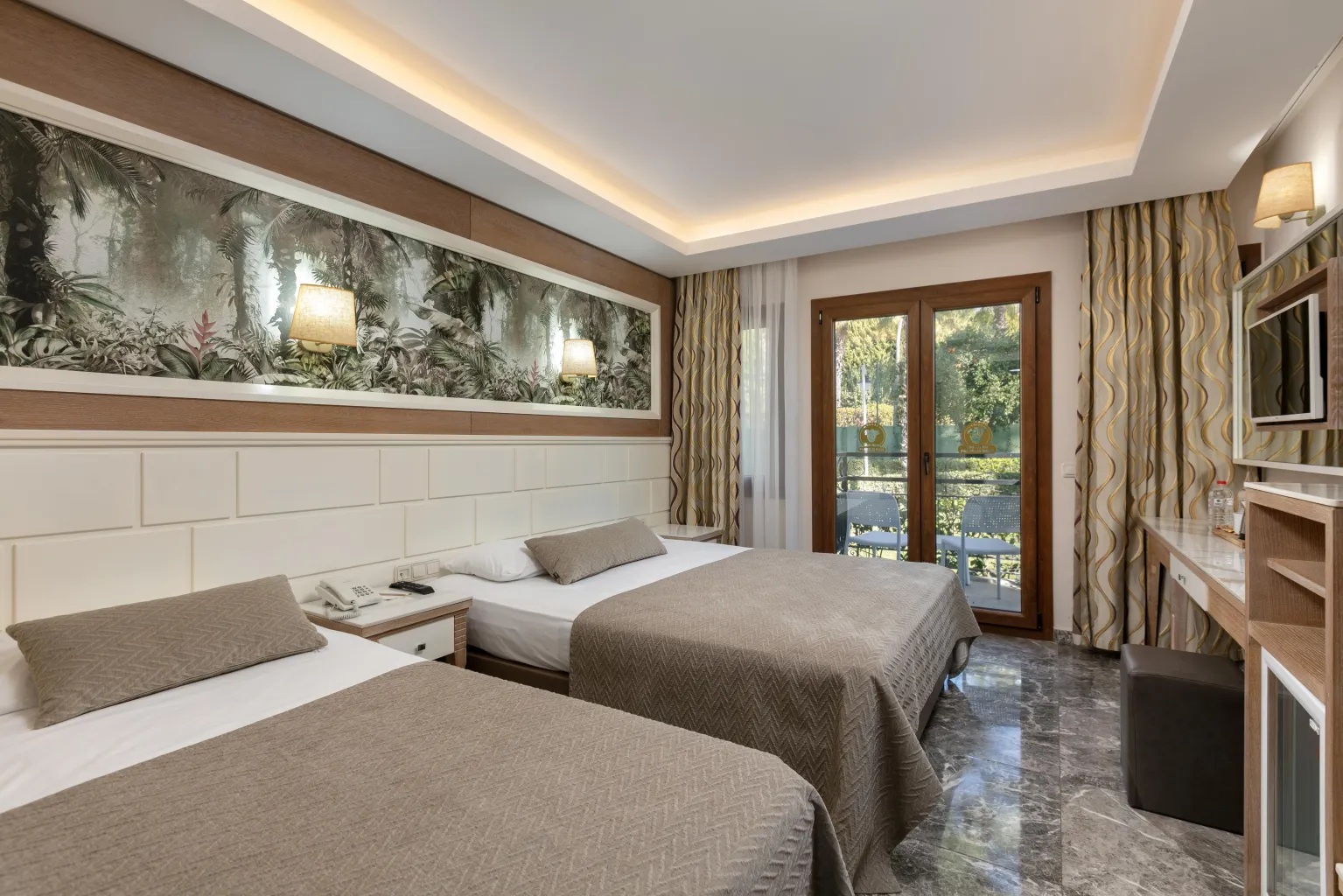 Garden Deluxe Deniz Manzaralı Oda