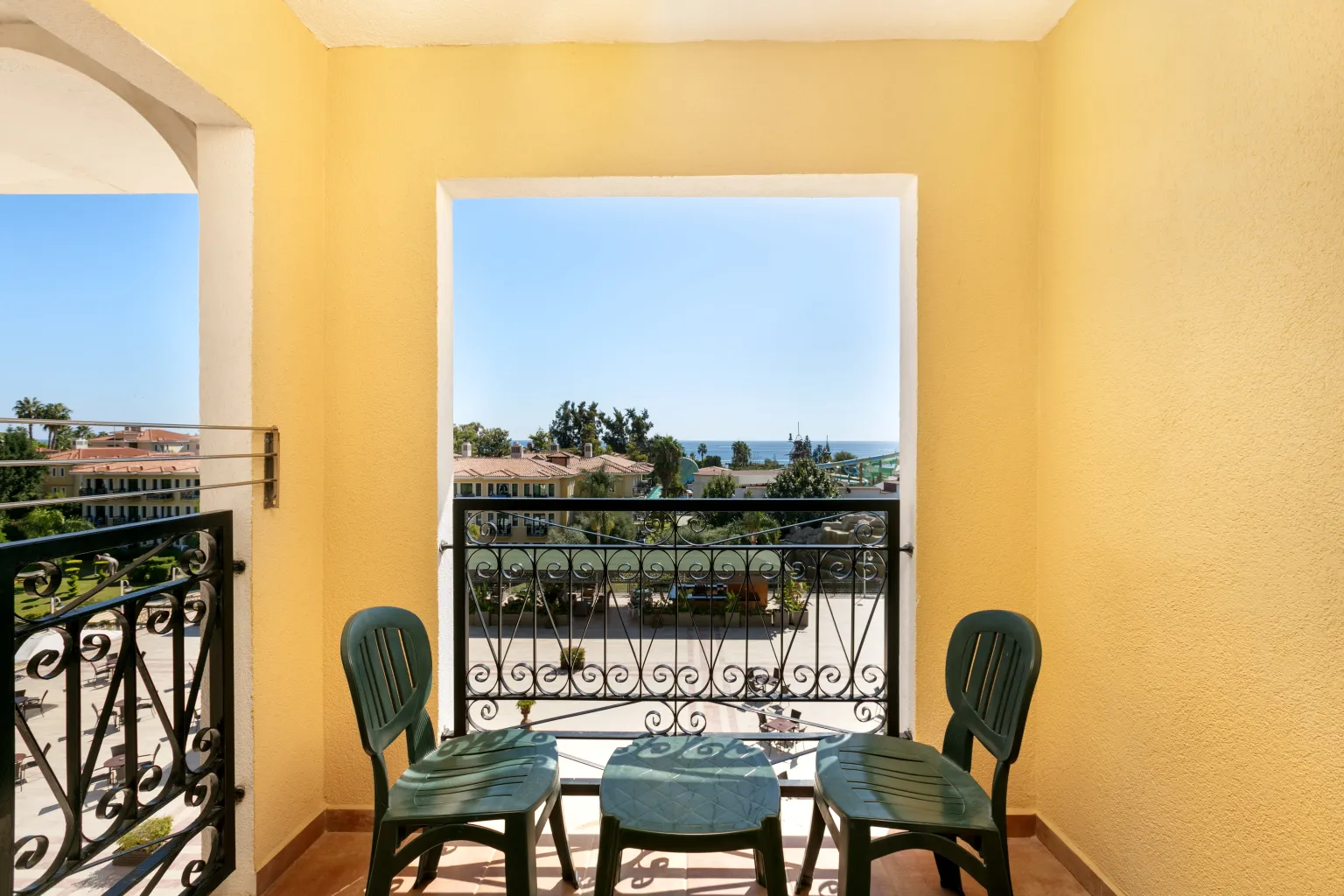 Comfort Standart Anabina Deniz Manzaralı Oda