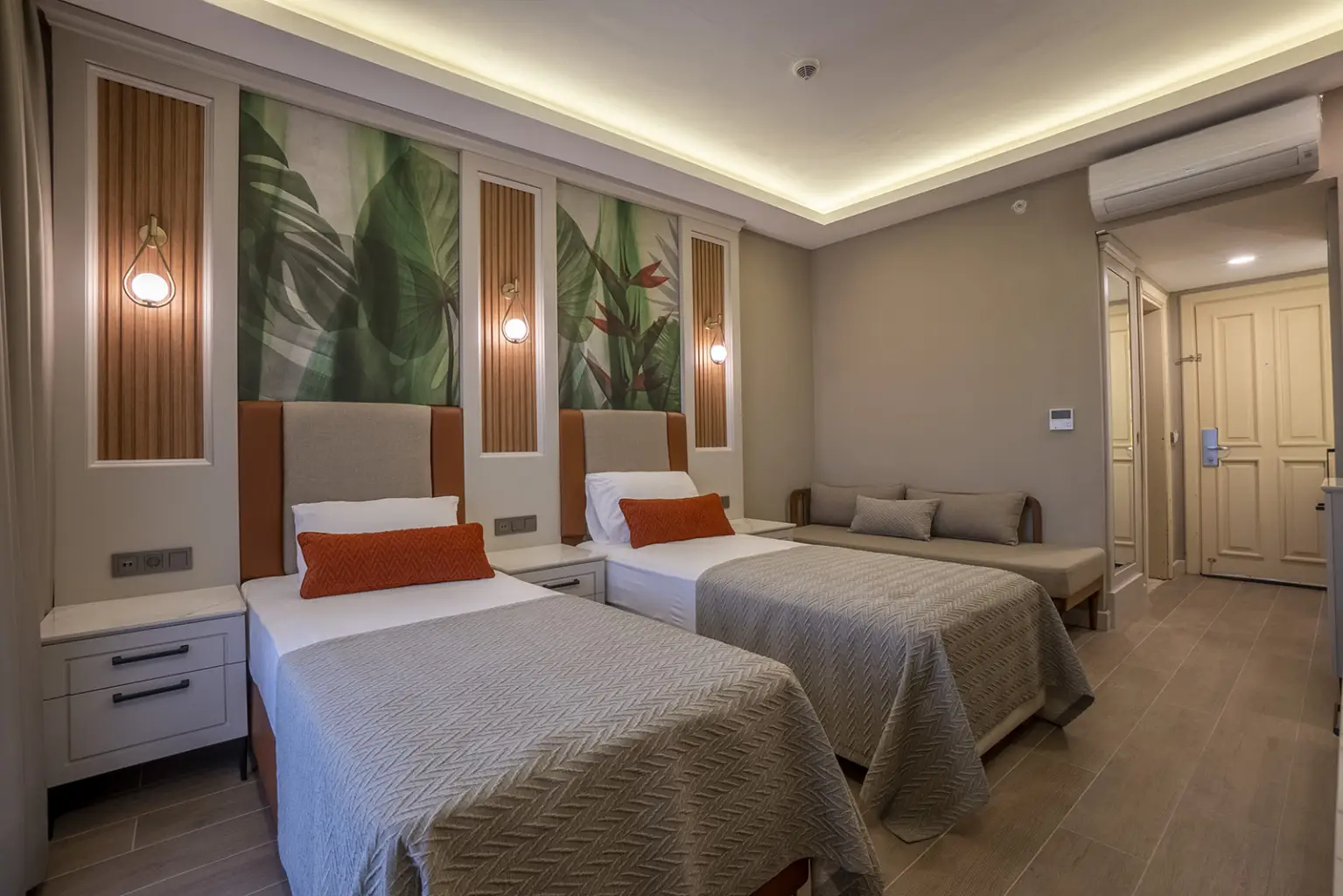 Comfort Standart Anabina Deniz Manzaralı Oda